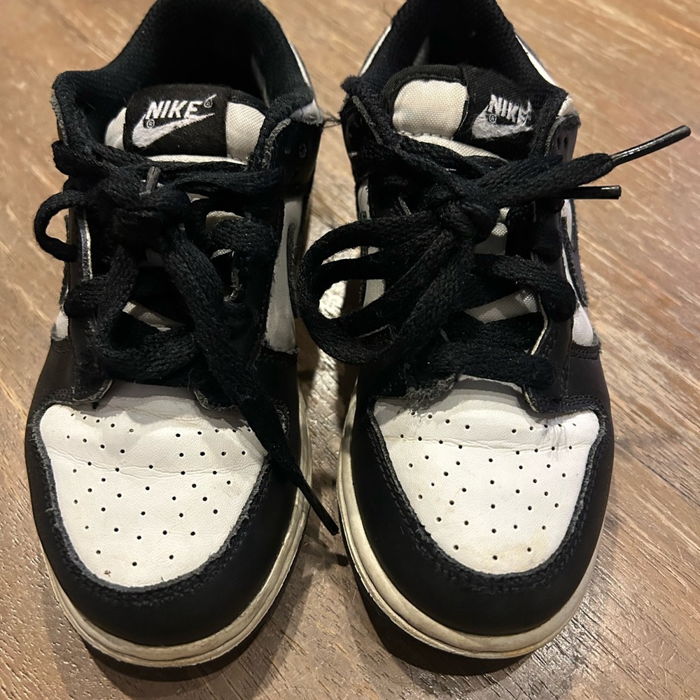 Nike Kids Black and White Sneakers